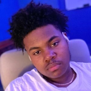 Meet your Posher, Nicholas